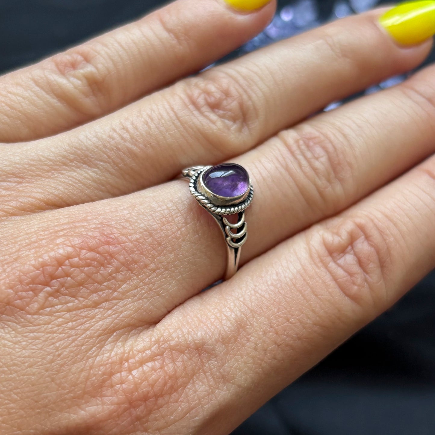Anillo de plata 925 con piedra amatista