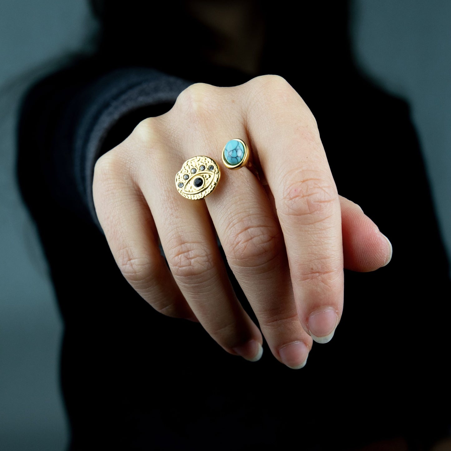 Anillo enchape en oro 18k con piedra turquesa